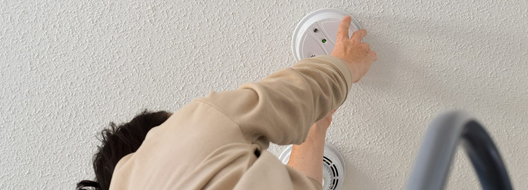 Smoke detector maintenance